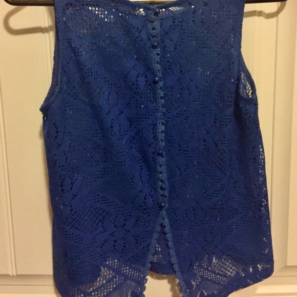 Chloe K Blue Lace Tank - Picture 2 of 2